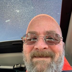 Meet your Posher, Larry